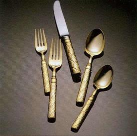 Show products in the Atria 24K pattern