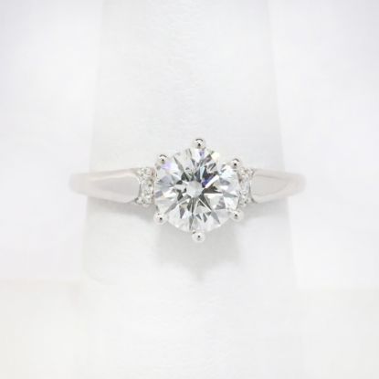 Picture of 14k White Gold 1.08Ct Round Brilliant Diamond Engagement Ring 