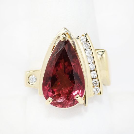 Picture of 14k Yellow Gold, Tourmaline & Diamond Ring 