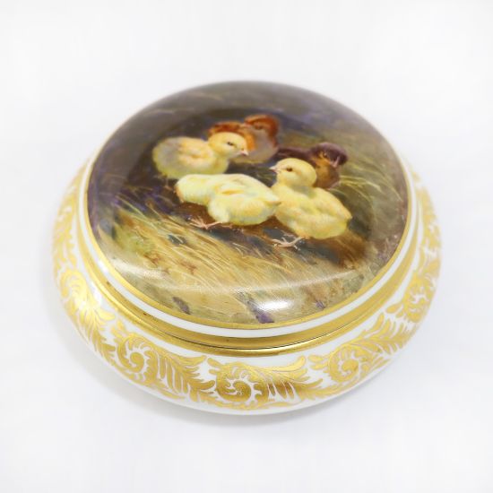 Picture of Rare KPM Porcelain Trinket Box with Hand Painted Chicks on Lid