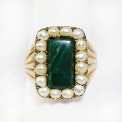 Picture of Vintage 1965 English Men's 9k Gold, Pearl & Malachite Ring