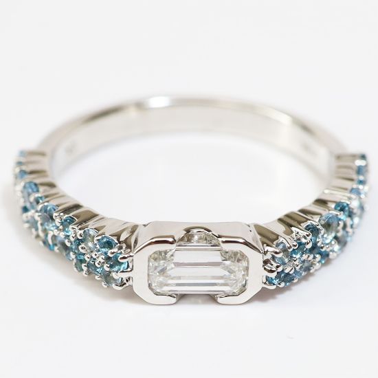 Picture of 18k White Gold Bezel Set Diamond and Aquamarine Ring