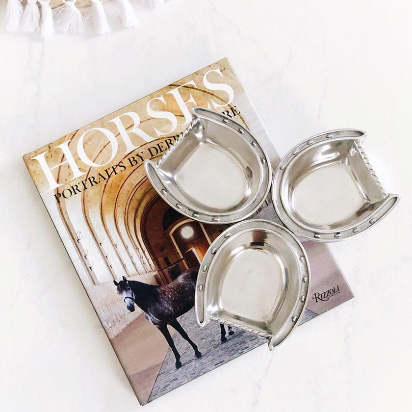 Show products in the Equestrian pattern