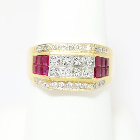 Picture of 18k Yellow Gold Diamond & Ruby Ring