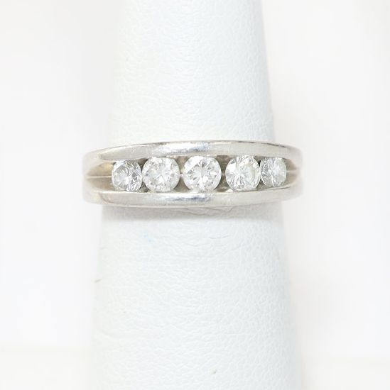 Picture of Platinum Diamond Band
