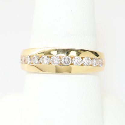 Picture of 14k Yellow Gold Diamond Band