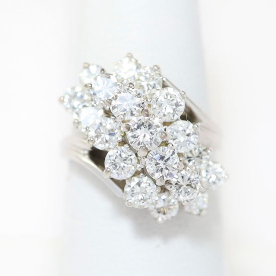 Picture of 14k White Gold Diamond Cluster Ring