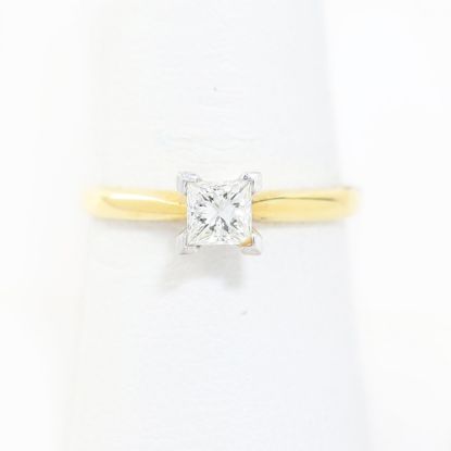 Picture of 18k Yellow Gold Brilliant Square Cut Solitaire Ring
