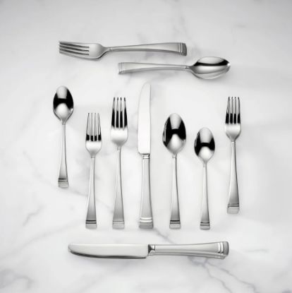 Picture of New 20-Piece Flatware Set
