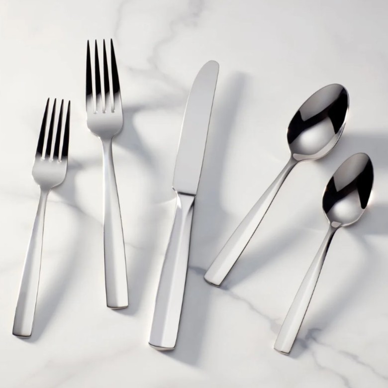 Show products in the Lachlan pattern