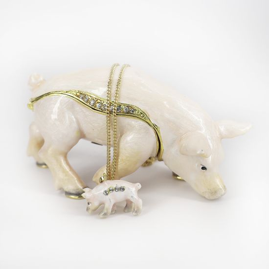 Picture of Snuffles the Pig Trinket Box with Matching Necklace