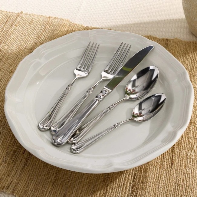 Show products in the French Countryside pattern