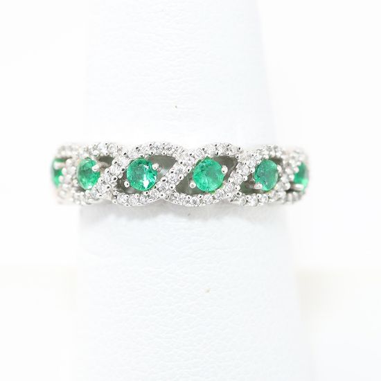Picture of 14k White Gold Emerald & Diamond Band