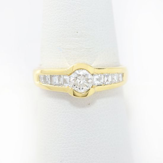 Picture of 14k Yellow Gold Diamond Ring