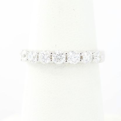 Picture of 14k White Gold Diamond Band