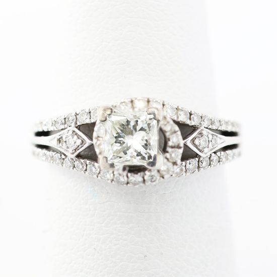 Picture of 14k White Gold Brilliant Diamond Ring