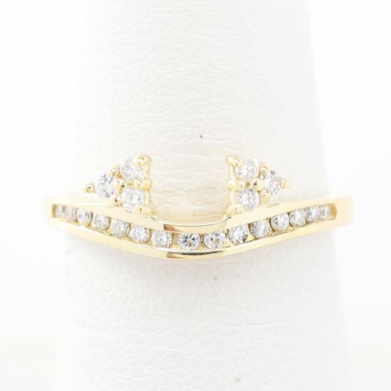 Picture of 14k Yellow Gold Diamond Insert Ring