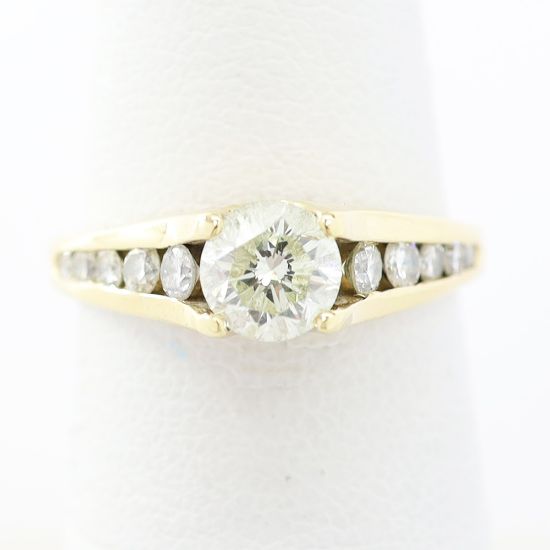 Picture of 14k Yellow Gold Diamond Ring