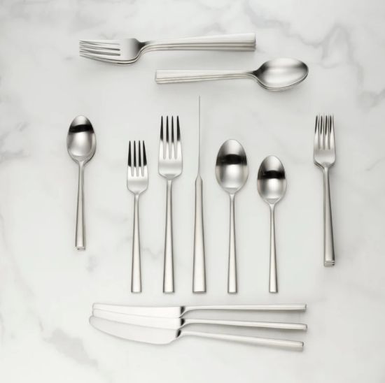 Picture of New 20-Piece Flatware Set