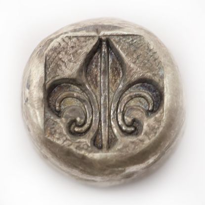 Picture of Mini Chunk Round-Fleur De Lis (.5ozt)