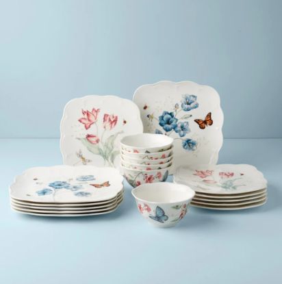 Picture of New 18-Piece Square Dinnerware Set