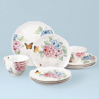 Picture of New 12-Piece Dinnerware Set