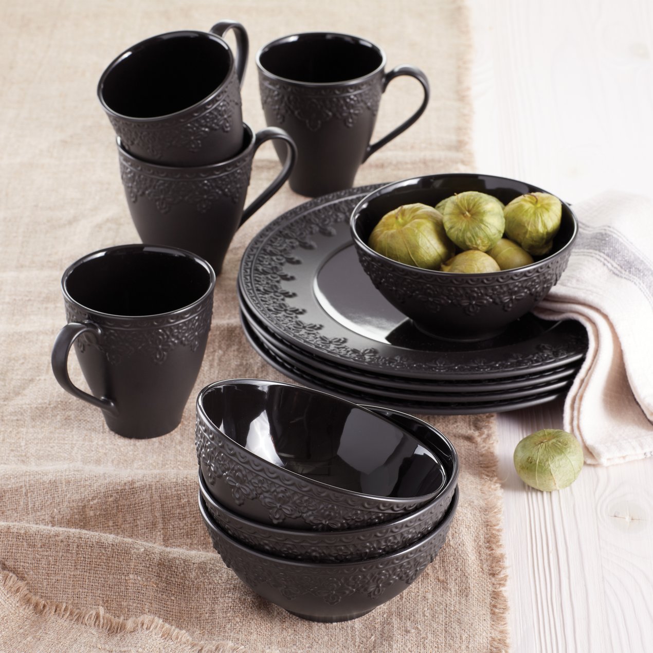 Show products in the Chelse Muse, Fleur, Matte Black pattern
