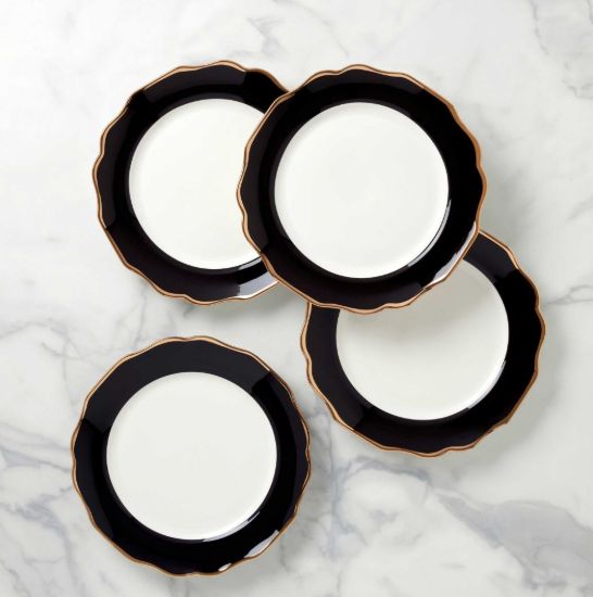 Picture of New Set of 4 Dinner Plates