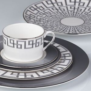 Show products in the Darius Silver by Brian Gluckstein pattern