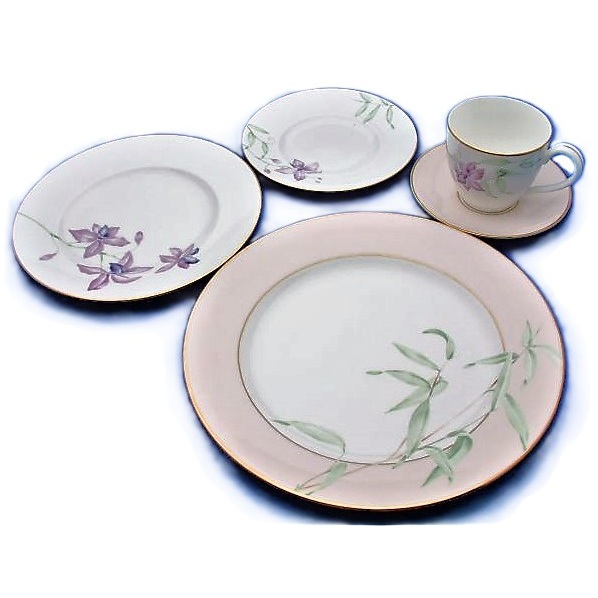 Show products in the Exotic Flora pattern
