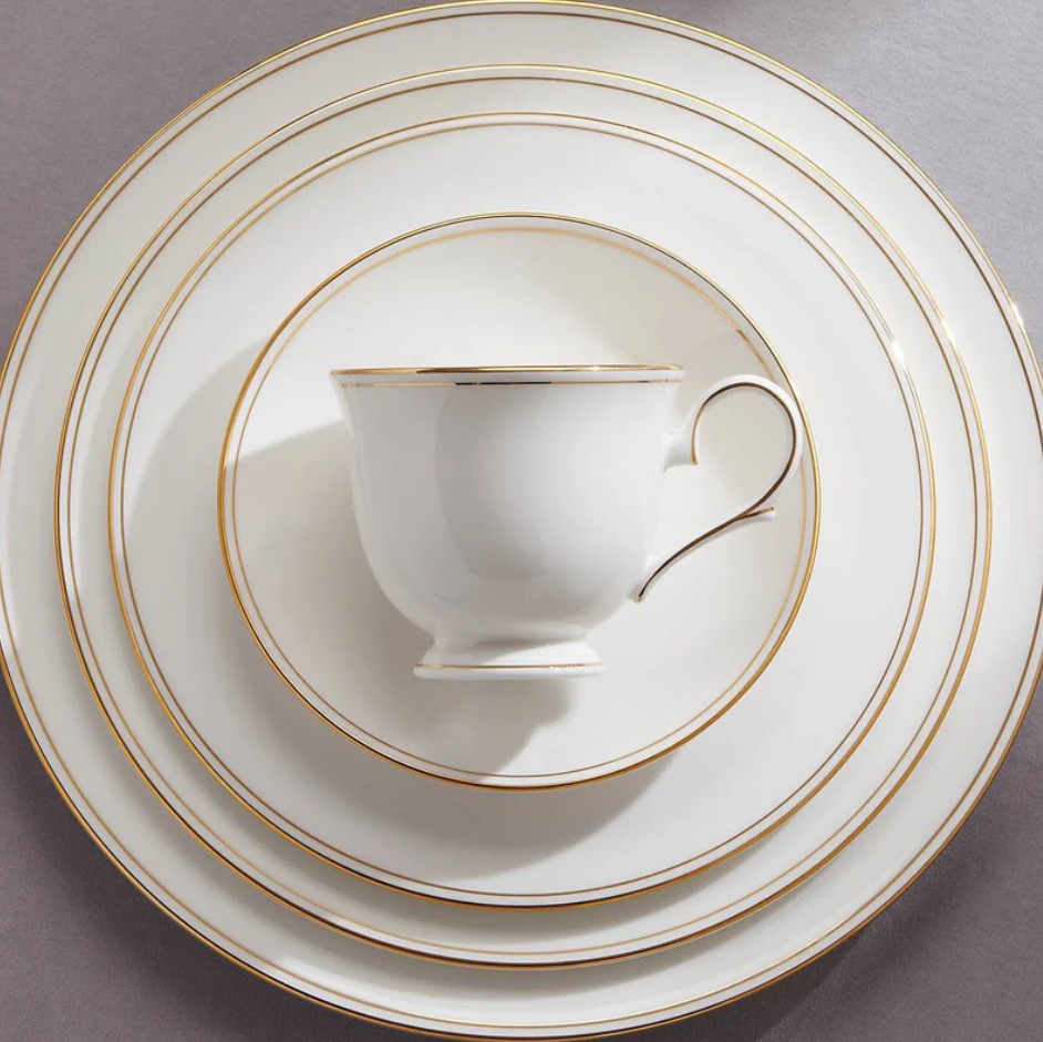 Show products in the Federal Gold pattern