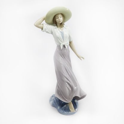 Picture of "Mediterrean Light" Lladro Figurine