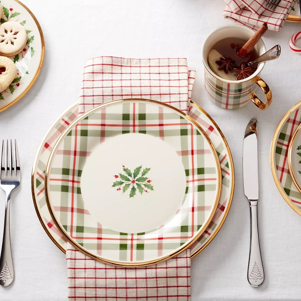 Picture for category Holiday, Plaid