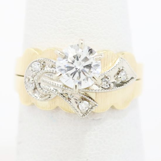 Picture of 14k Yellow Gold Brilliant Diamond Bridal Set