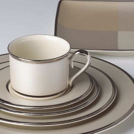 Picture for pattern Ivory Frost