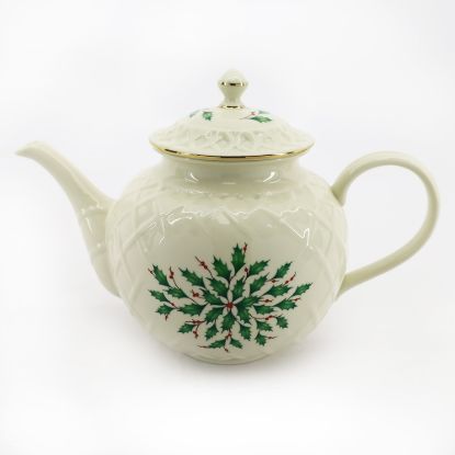Picture of Carved Teapot