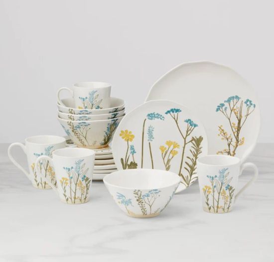 Picture of New 16-Piece Dinnerware Set