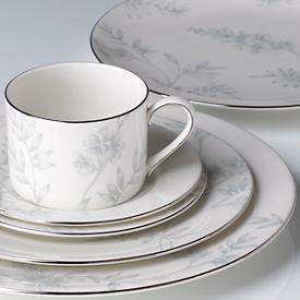 Show products in the Wisteria pattern