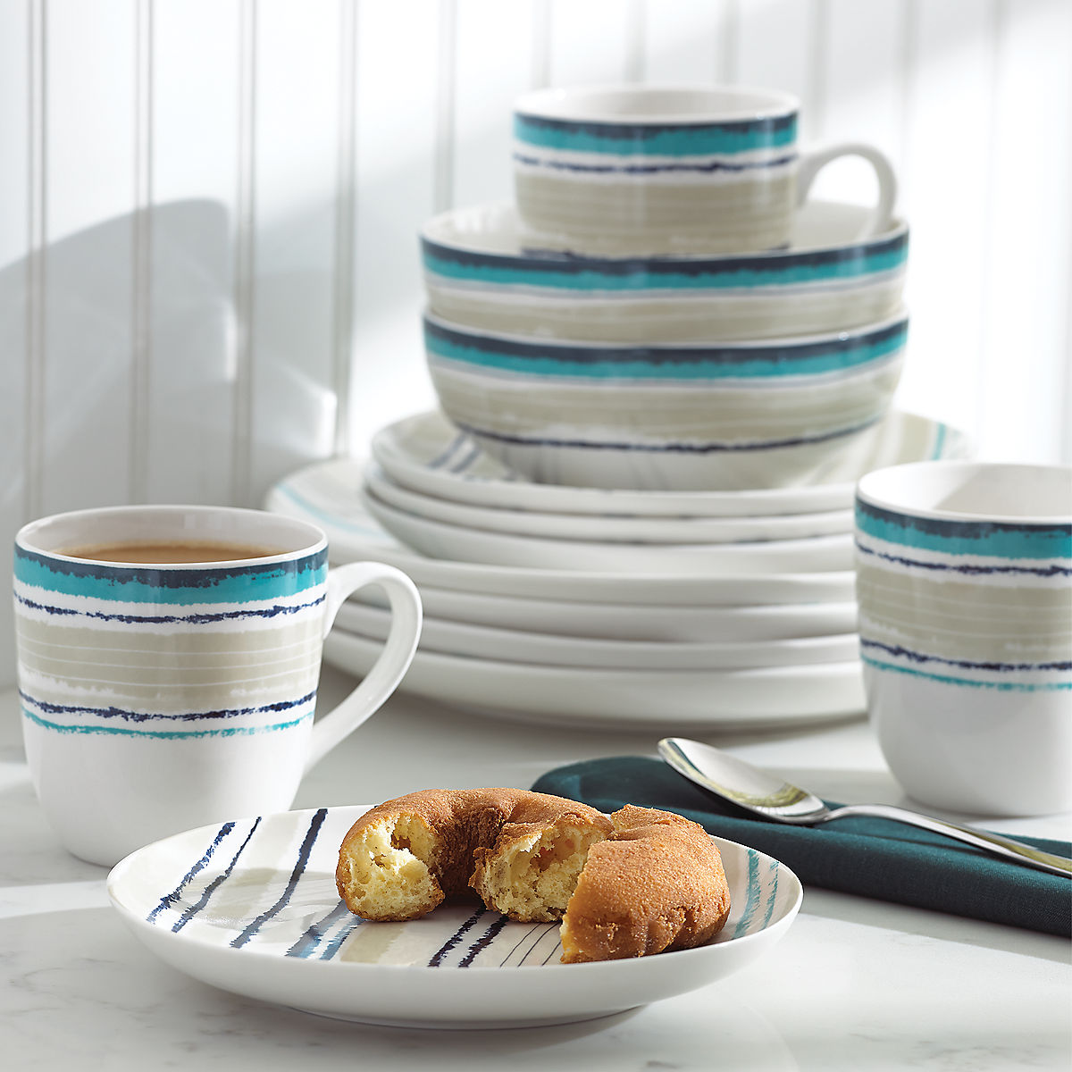 Show products in the Woven Stripes pattern