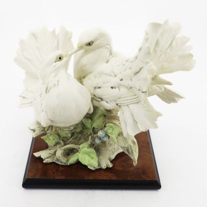 Picture of Giuseppe Armani PAIR OF DOVES Kissing Birds