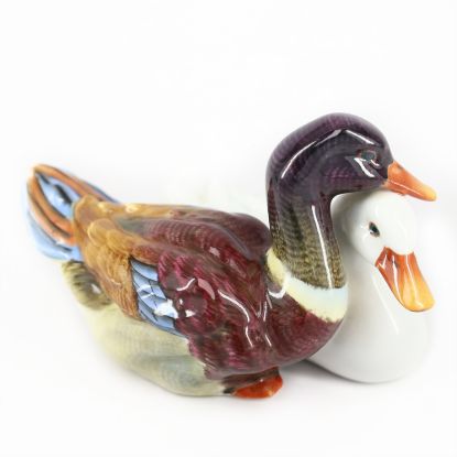 Picture of Ducks Figurine #5306